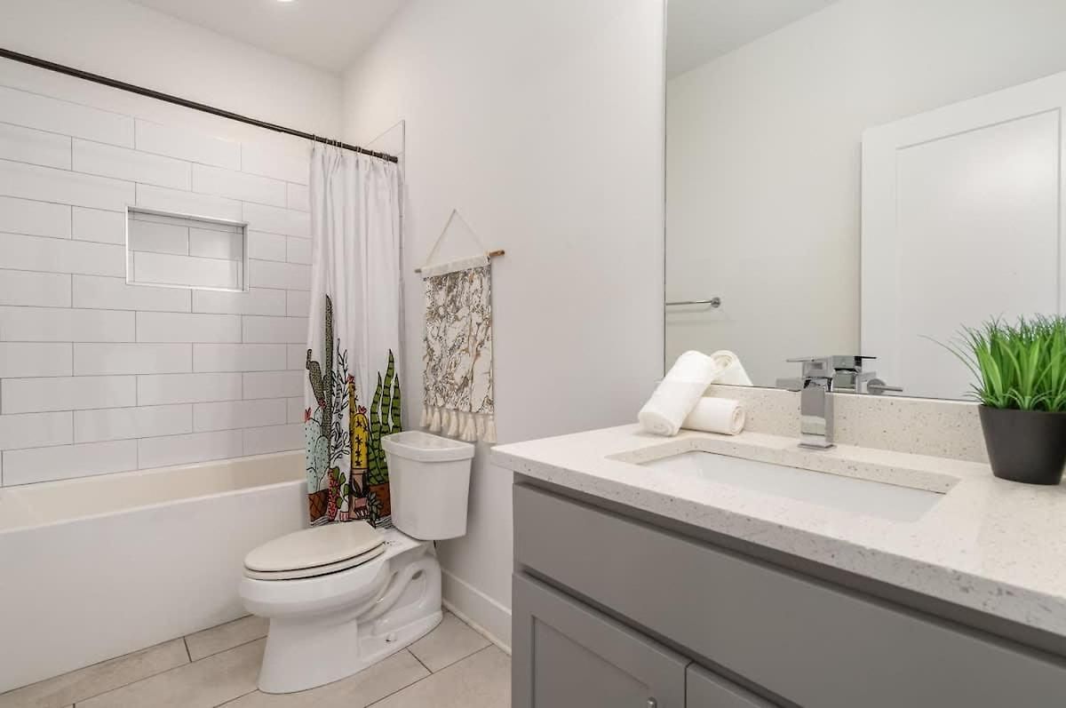 Jade - Private Patio And Balcony - Near Germantown * Nashville