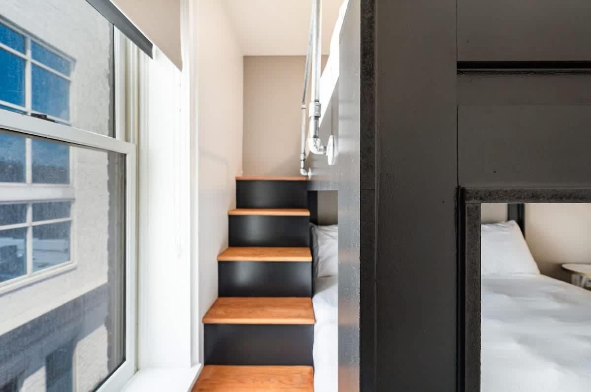 The Saddlery - The Vault - 2 Min Walk To Broadway Holiday home *