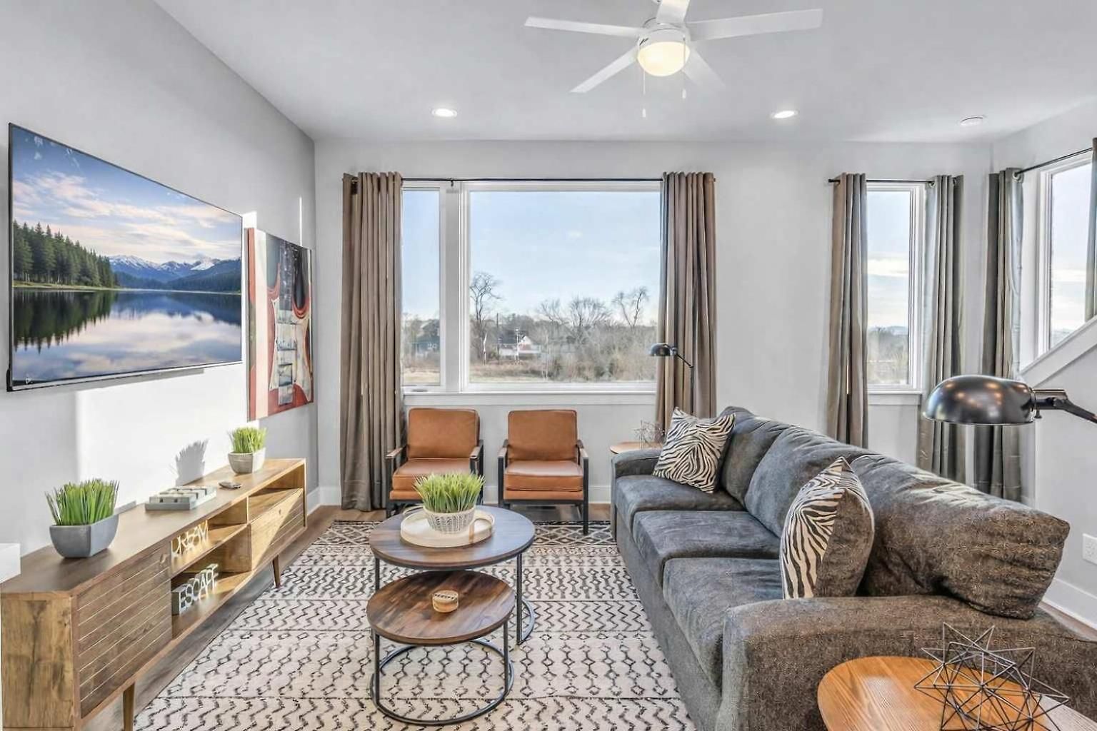 2 Townhomes - Sleeps 24-rooftop Patios * Nashville
