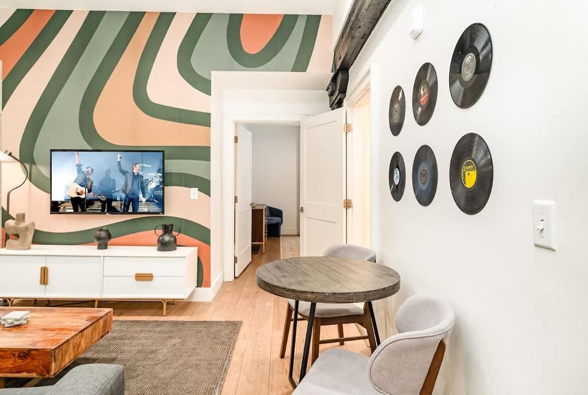 Holiday home The Saddlery-playlist-2 Units-walk To Broadway Nashville