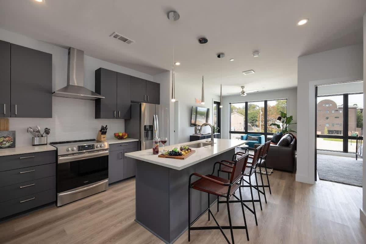 Gaia - Odyssey - 4 Units - Heart Of Midtown