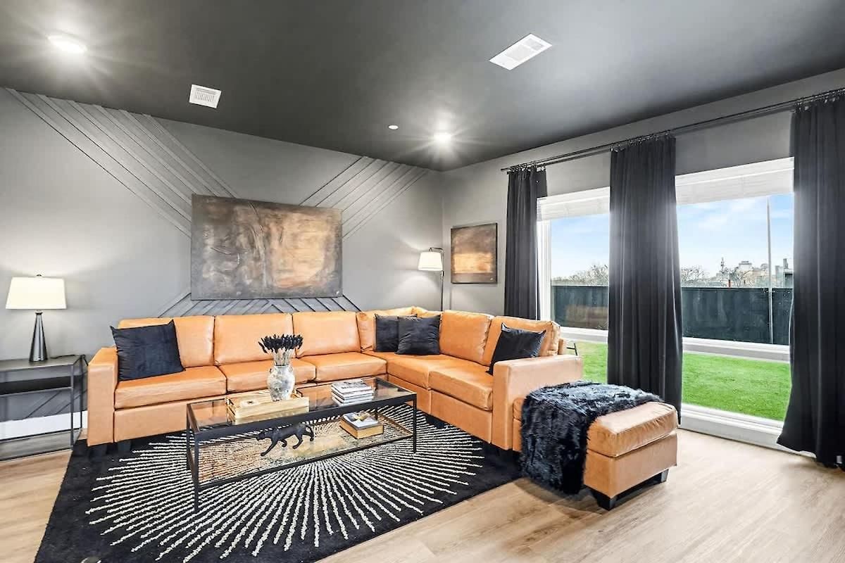 Sunset-expansive Patio & Hot Tub-mins To Broadway