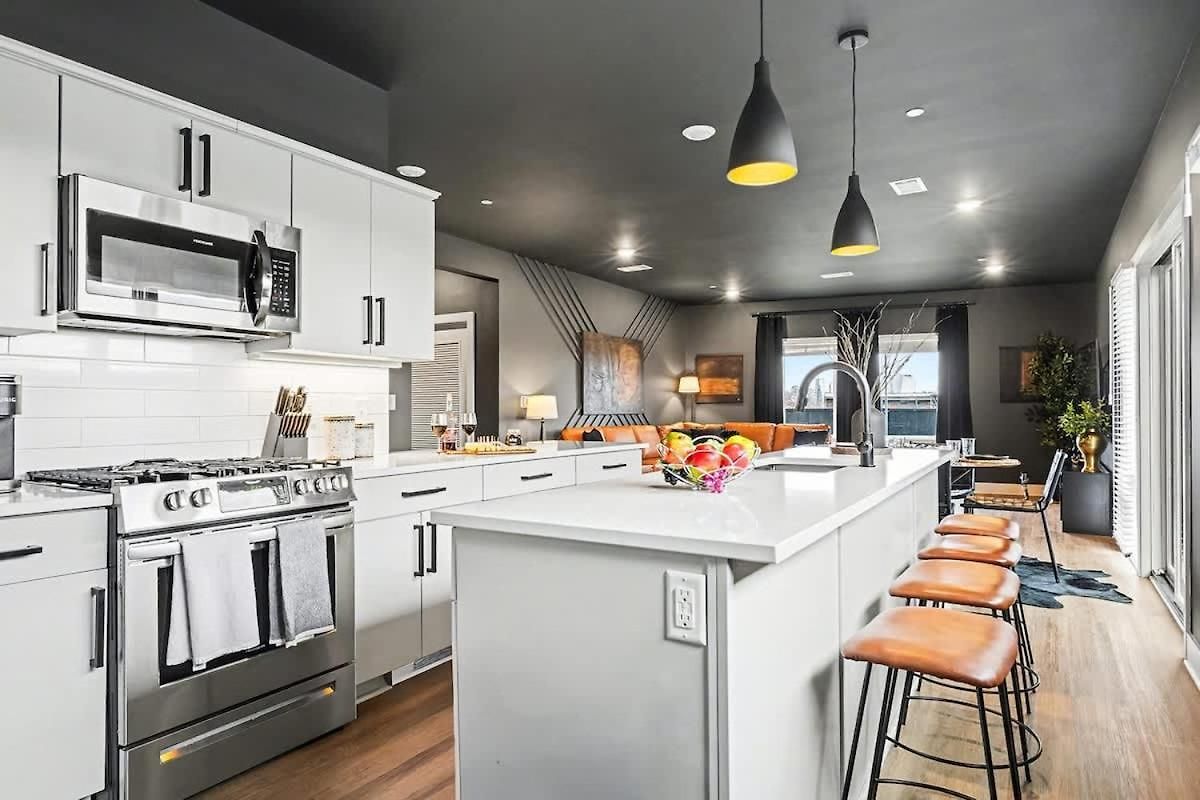 Holiday home Sunset-expansive Patio & Hot Tub-mins To Broadway Nashville