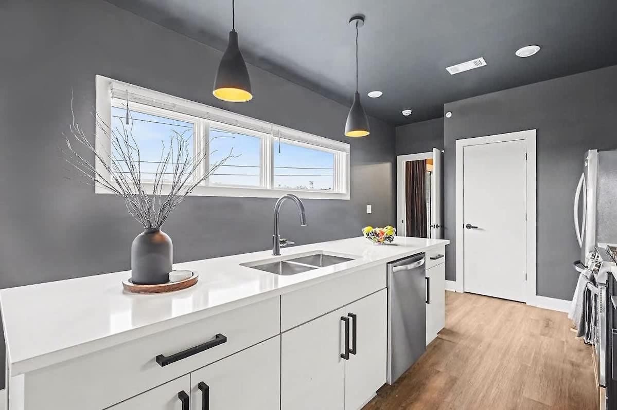 Sunset-expansive Patio & Hot Tub-mins To Broadway