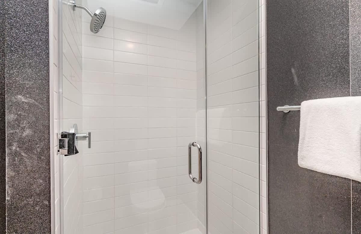 Holiday home Hyve - Neon Lights - Pool & Gym - Walk To Broadway Nashville