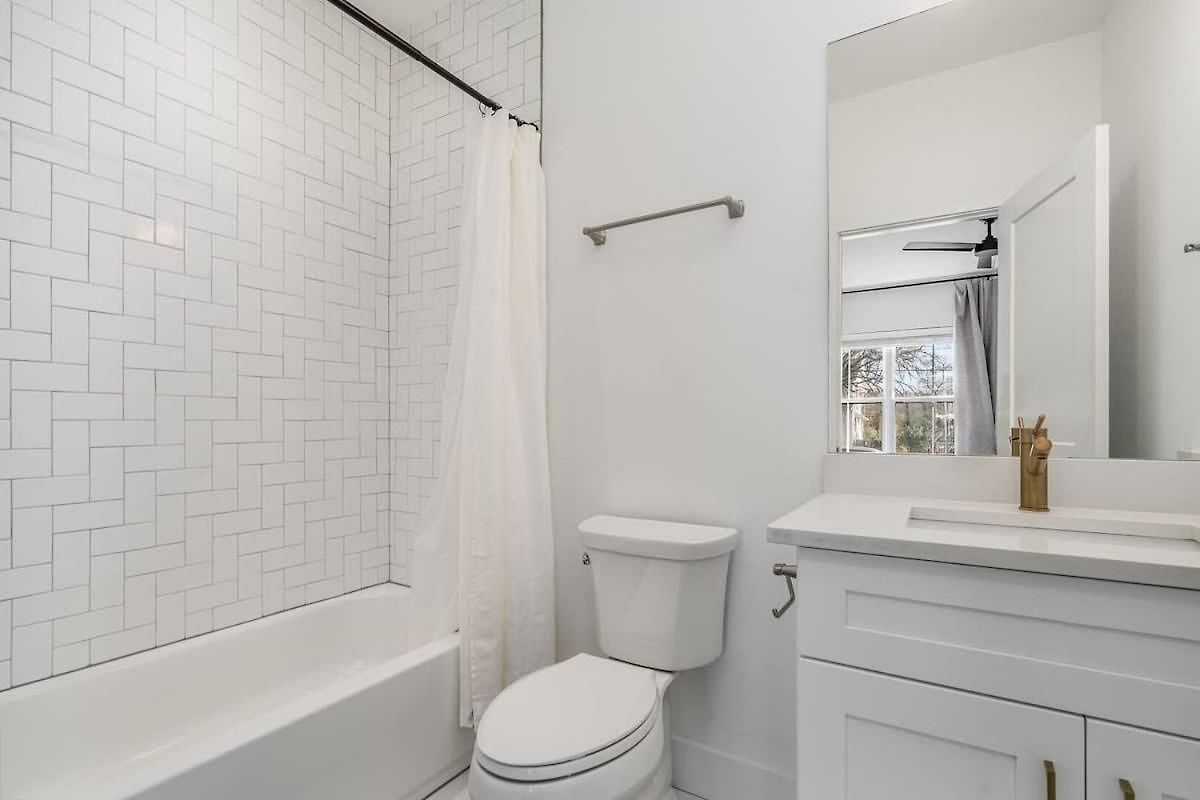 Holiday home Sunspire-private Deck-in East *