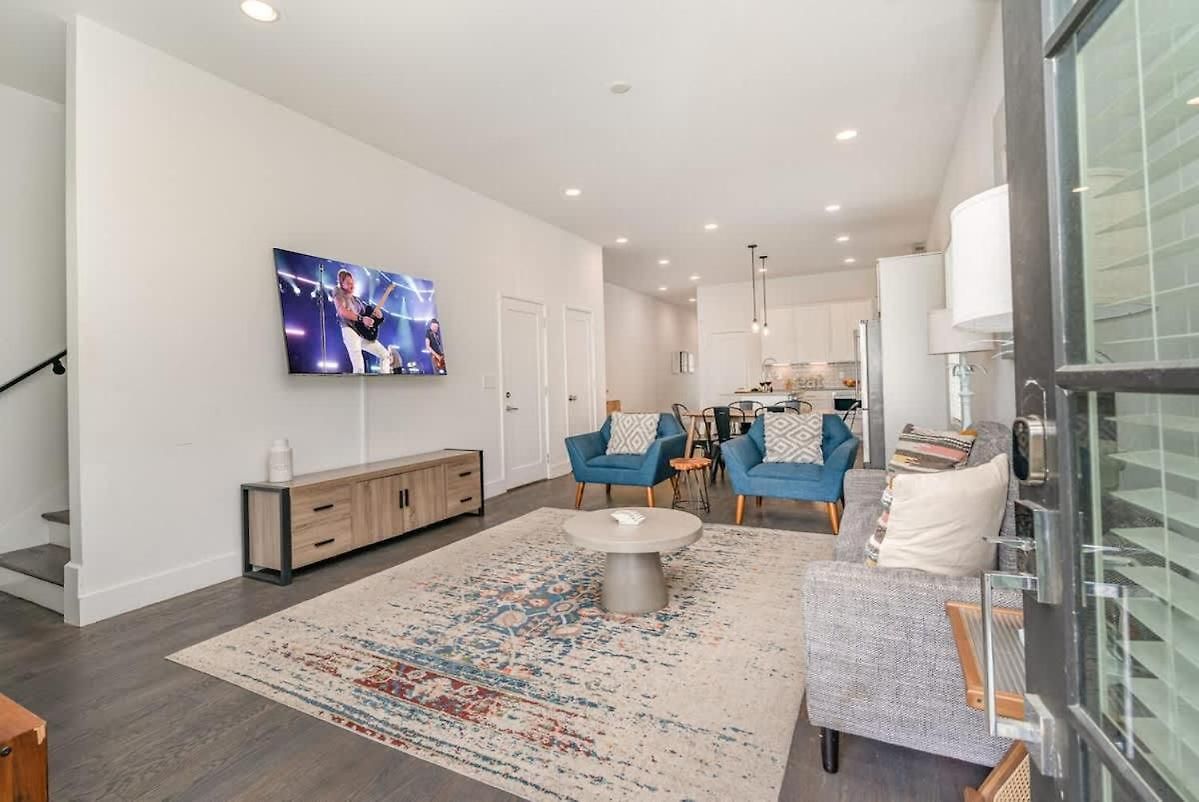 Hurst House - 4 Stylish Homes - Mins To Germantown Holiday home Nashville