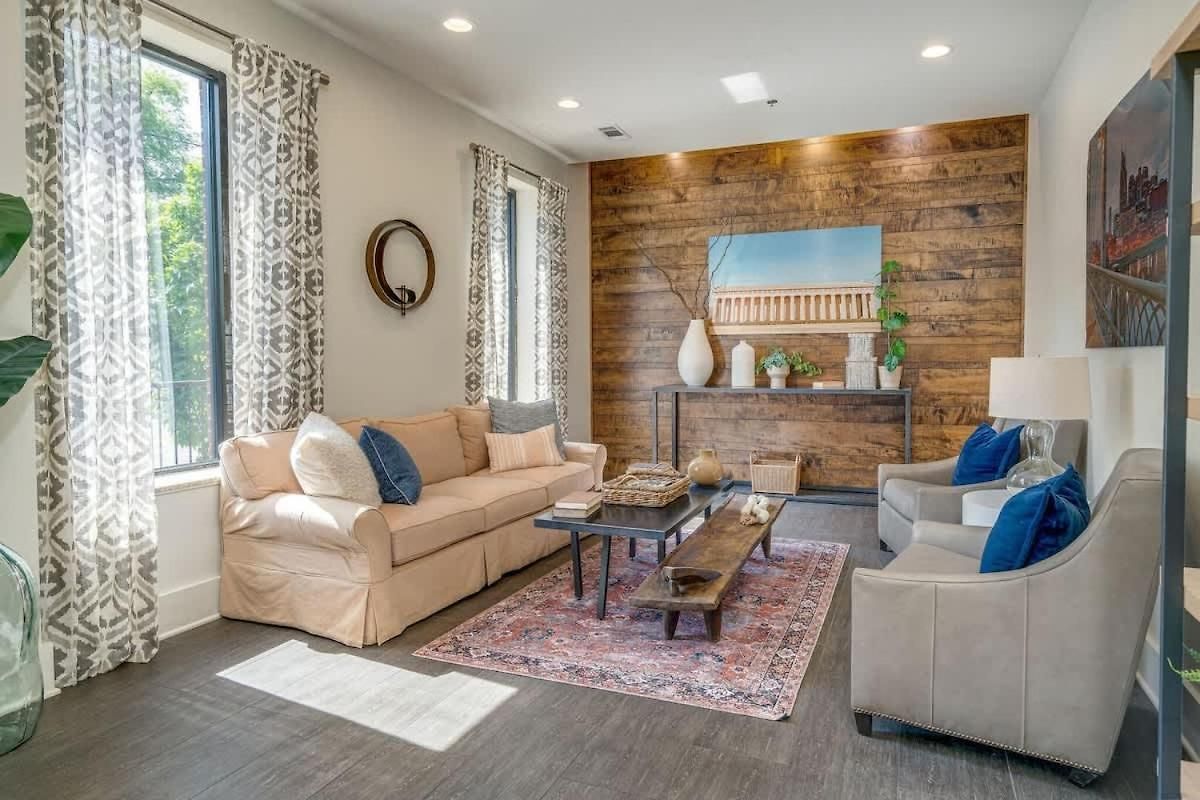 Lofts At 30th-maestro-2 Units-mins To Broadway *