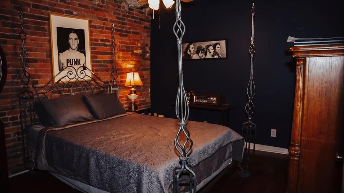 Printers Alley Downtown Mansion Holiday home *