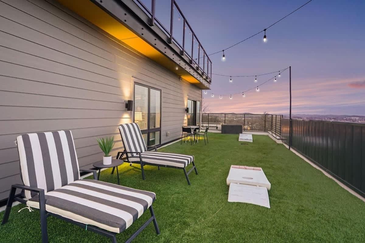 Sunset-expansive Patio & Hot Tub-mins To Broadway * Nashville