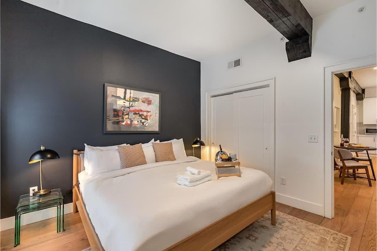 The Saddlery-frequency-2 Units-walk 2 Broadway * Nashville
