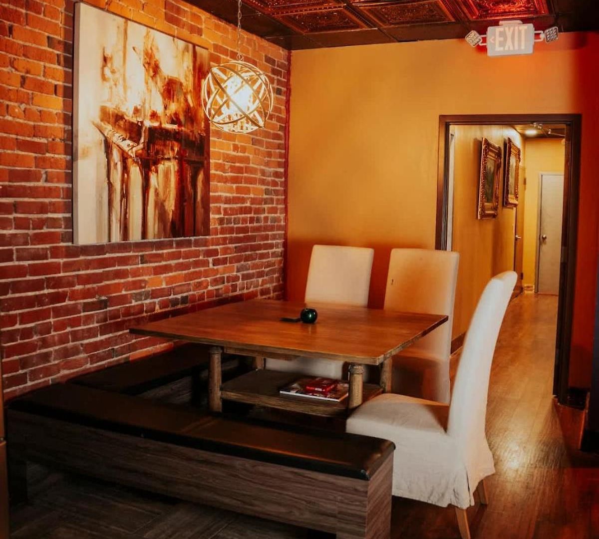 Printers Alley Downtown Mansion