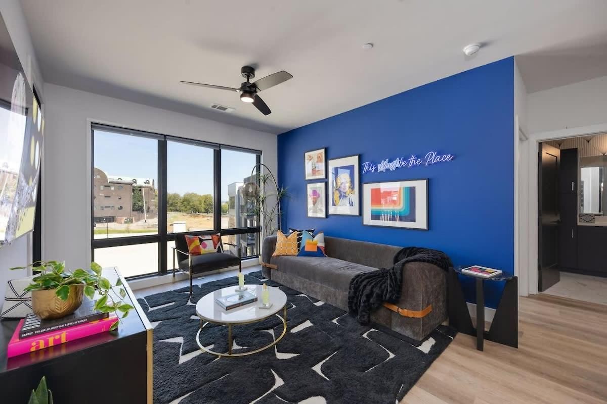 Gaia - Odyssey - 4 Units - Heart Of Midtown *