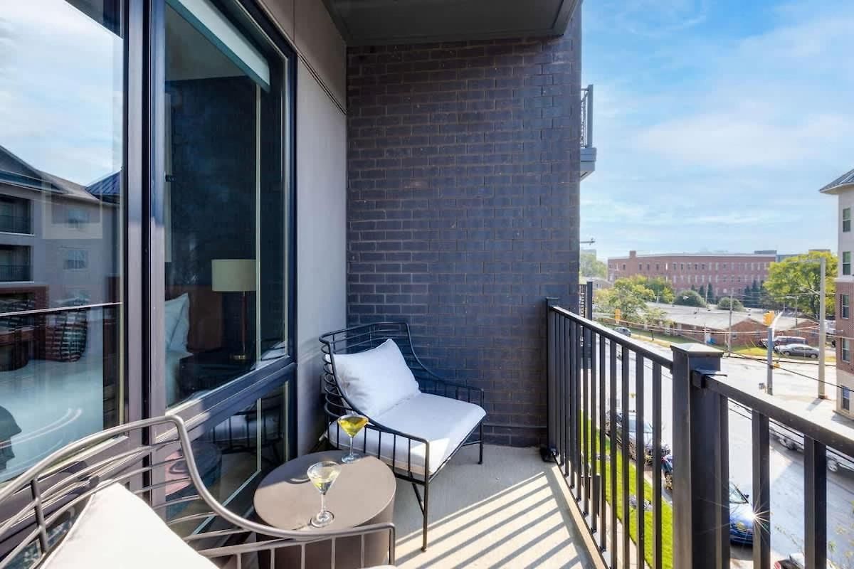 Symphony - Odyssey - Mins To Broadway - Pool & Gym Holiday home *