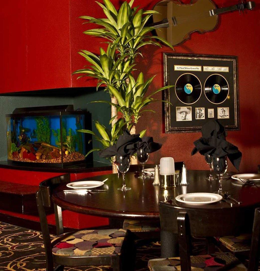 Doubletree By Hilton Airport Hotel 3*