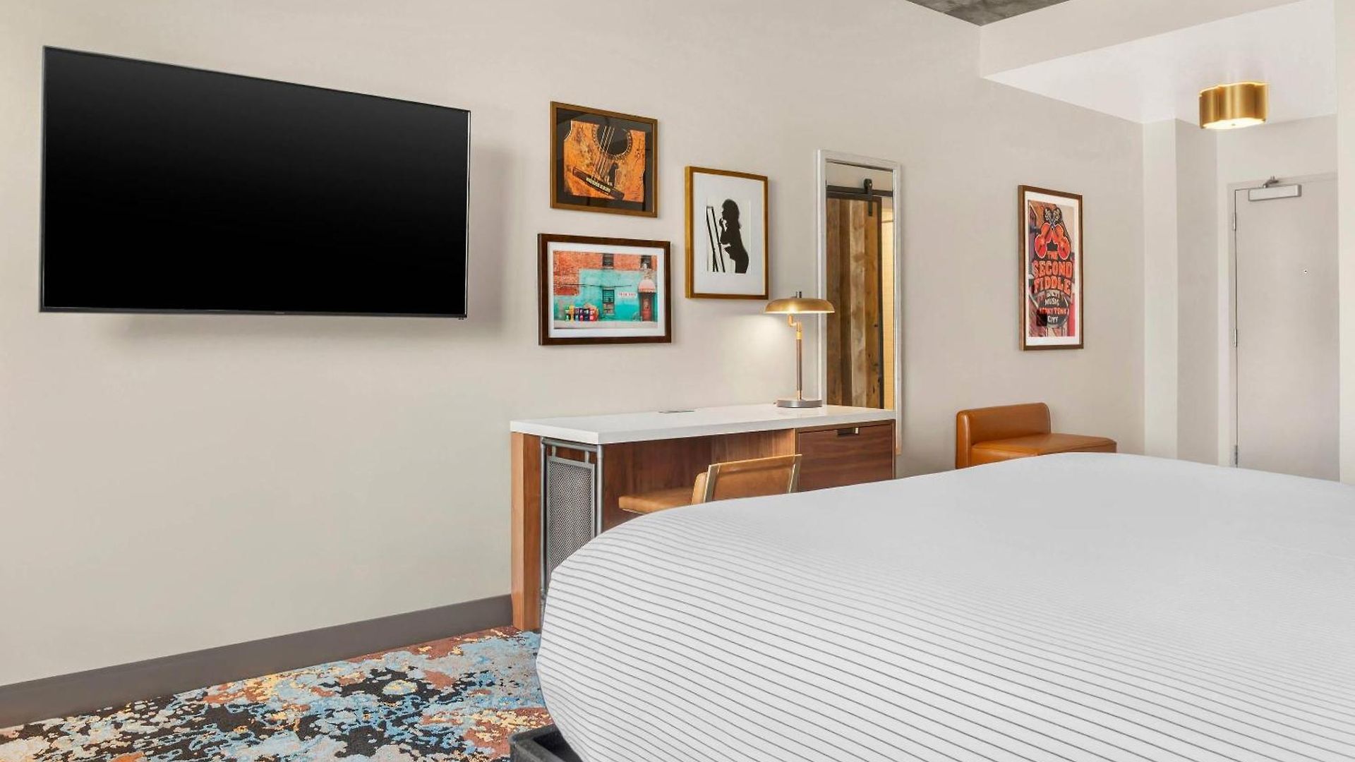 Hotel Cambria Downtown 4*