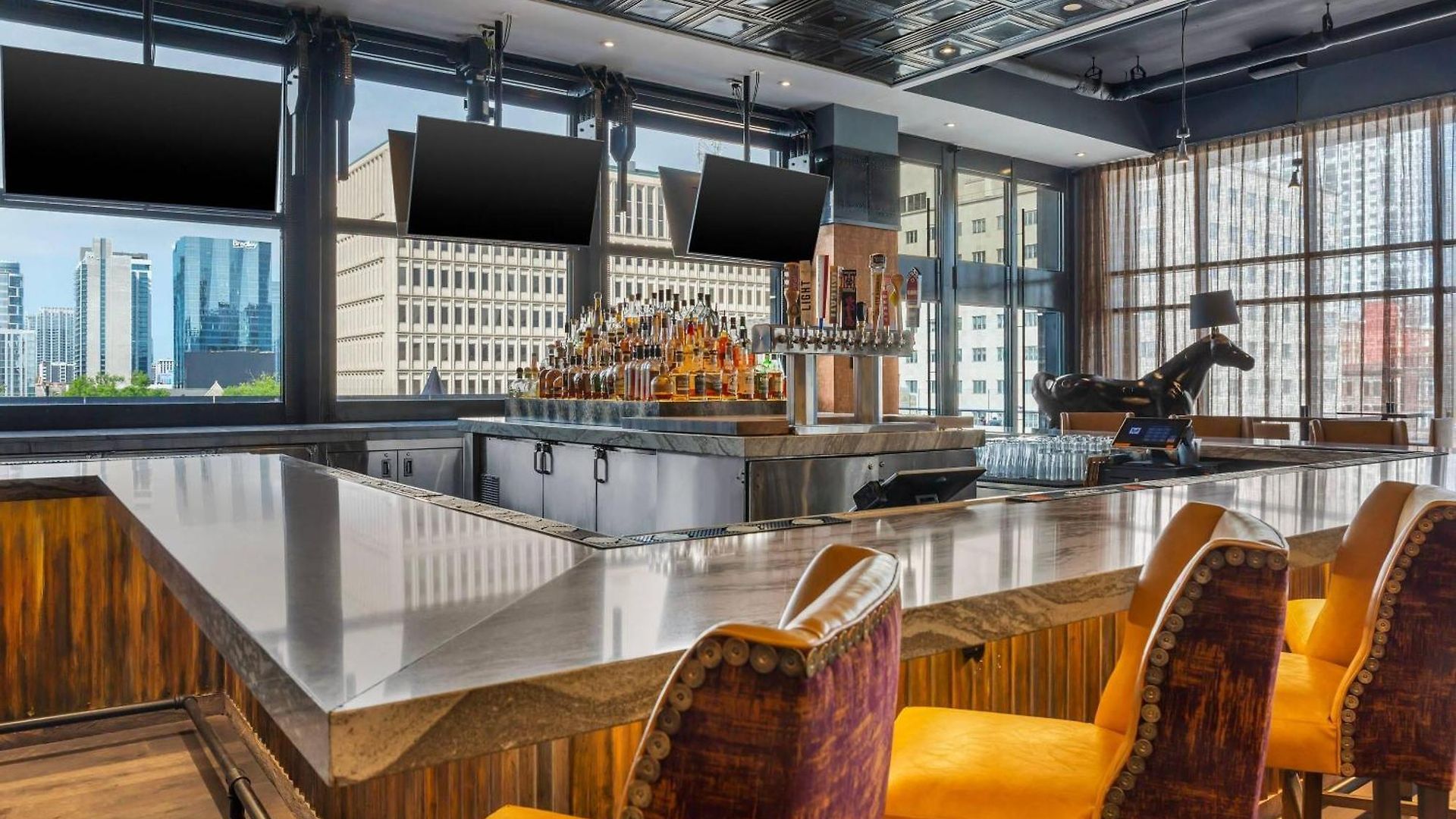 Hotel Cambria Downtown