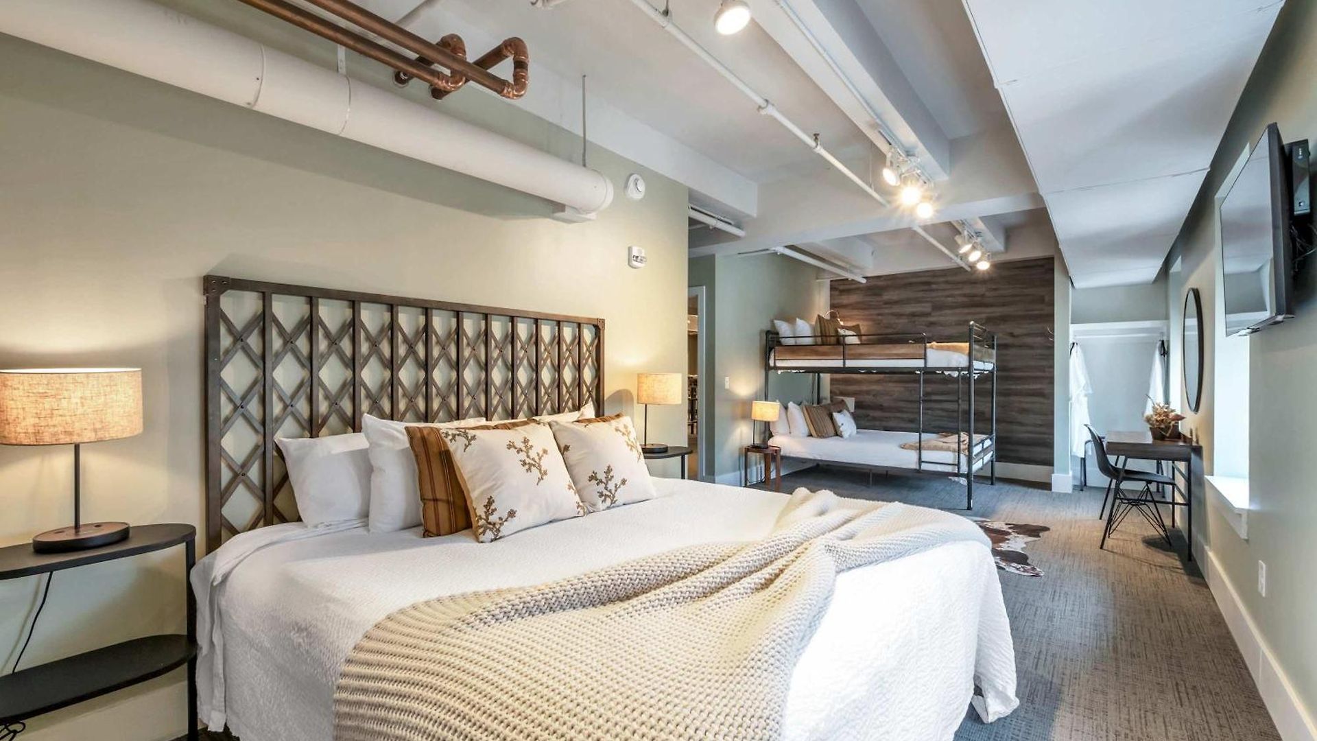 Honky Tonk 6 Bedroom By Maddox Apartment Nashville