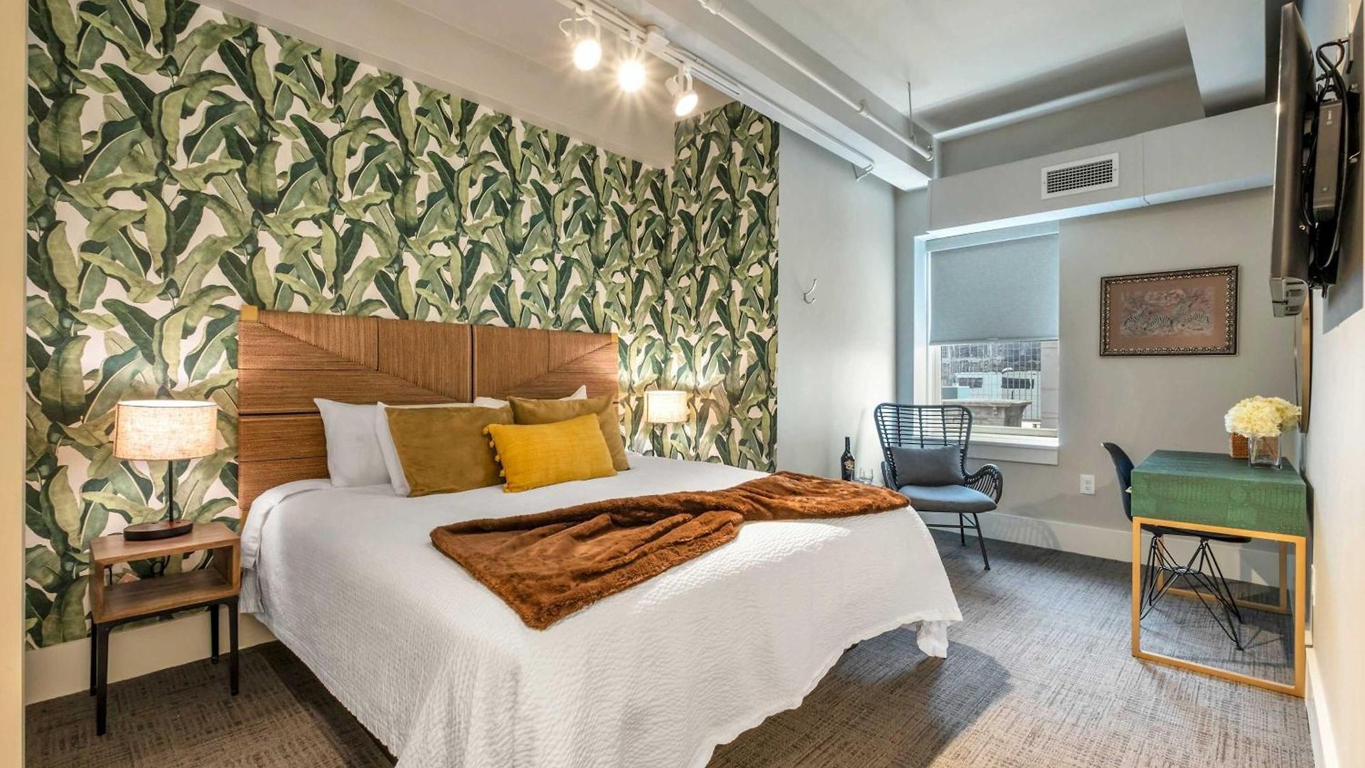 Honky Tonk 6 Bedroom By Maddox *