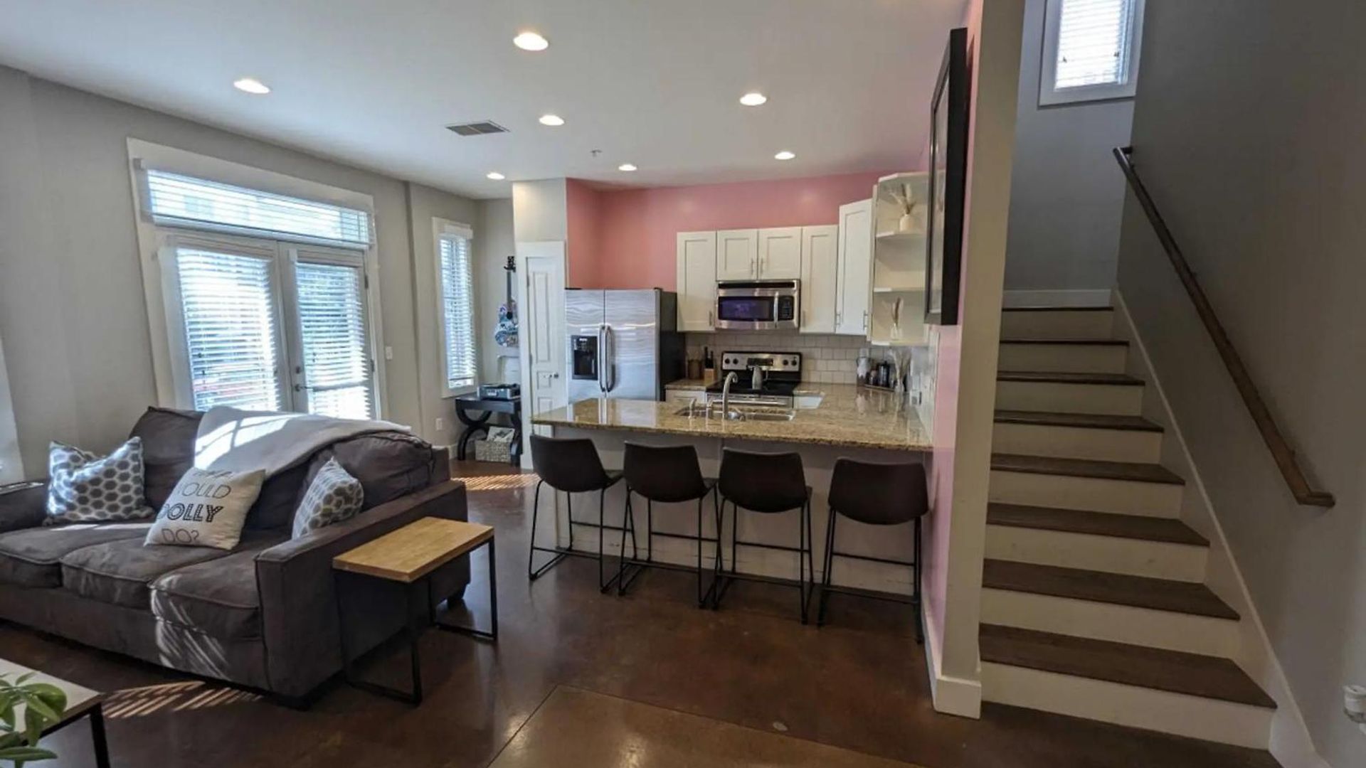 2-bedroom Unit With Free Parking & 2 King Beds *