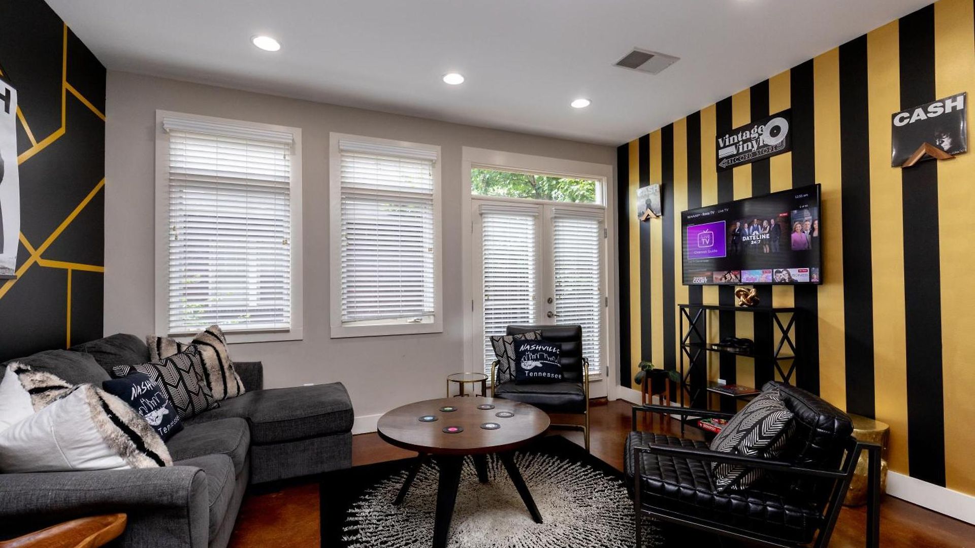 The Johnny Cash - Music Row District - Free Garage Parking - King Bed