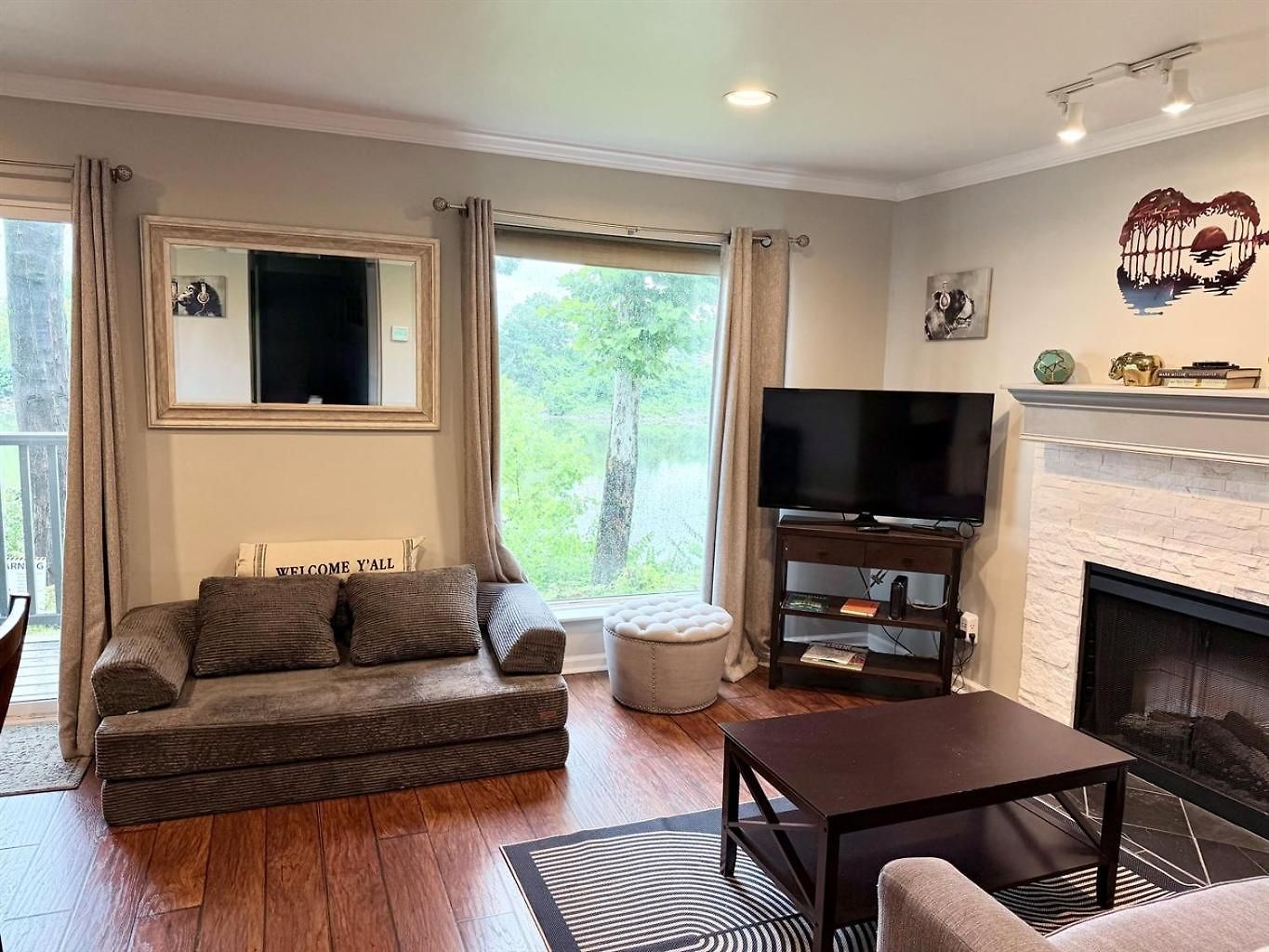 Apartment Nash Music City Condo, Sleeps 6, Walk To Broadway Nashville