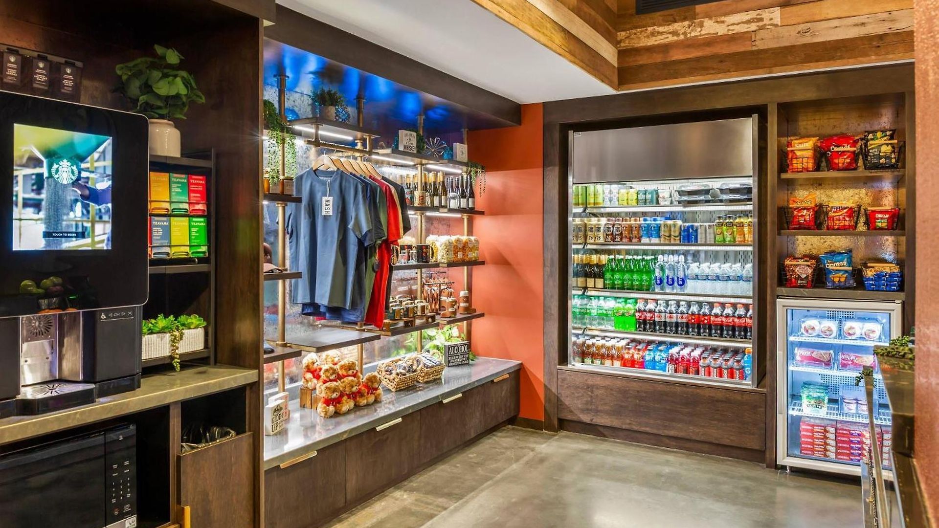 Cambria Downtown Hotel 4*