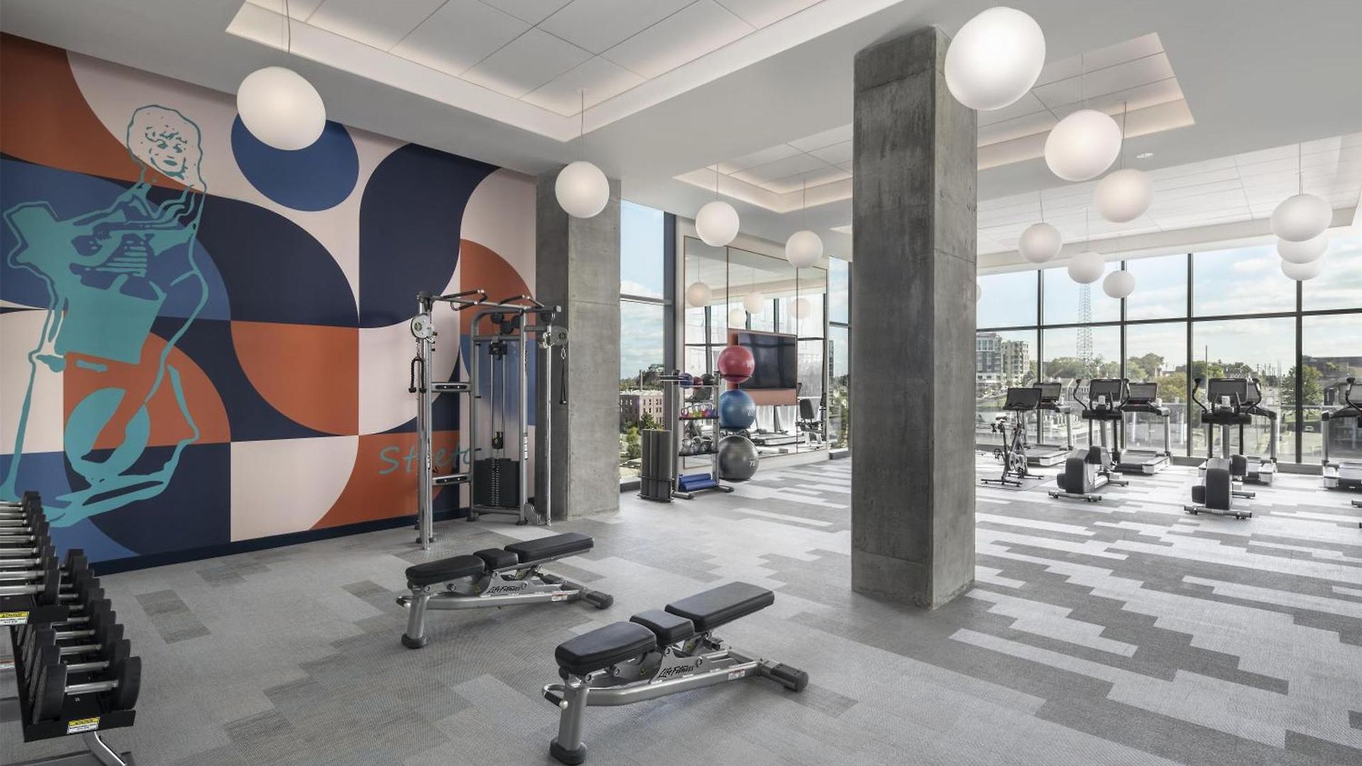 Hyatt Centric Downtown 4*