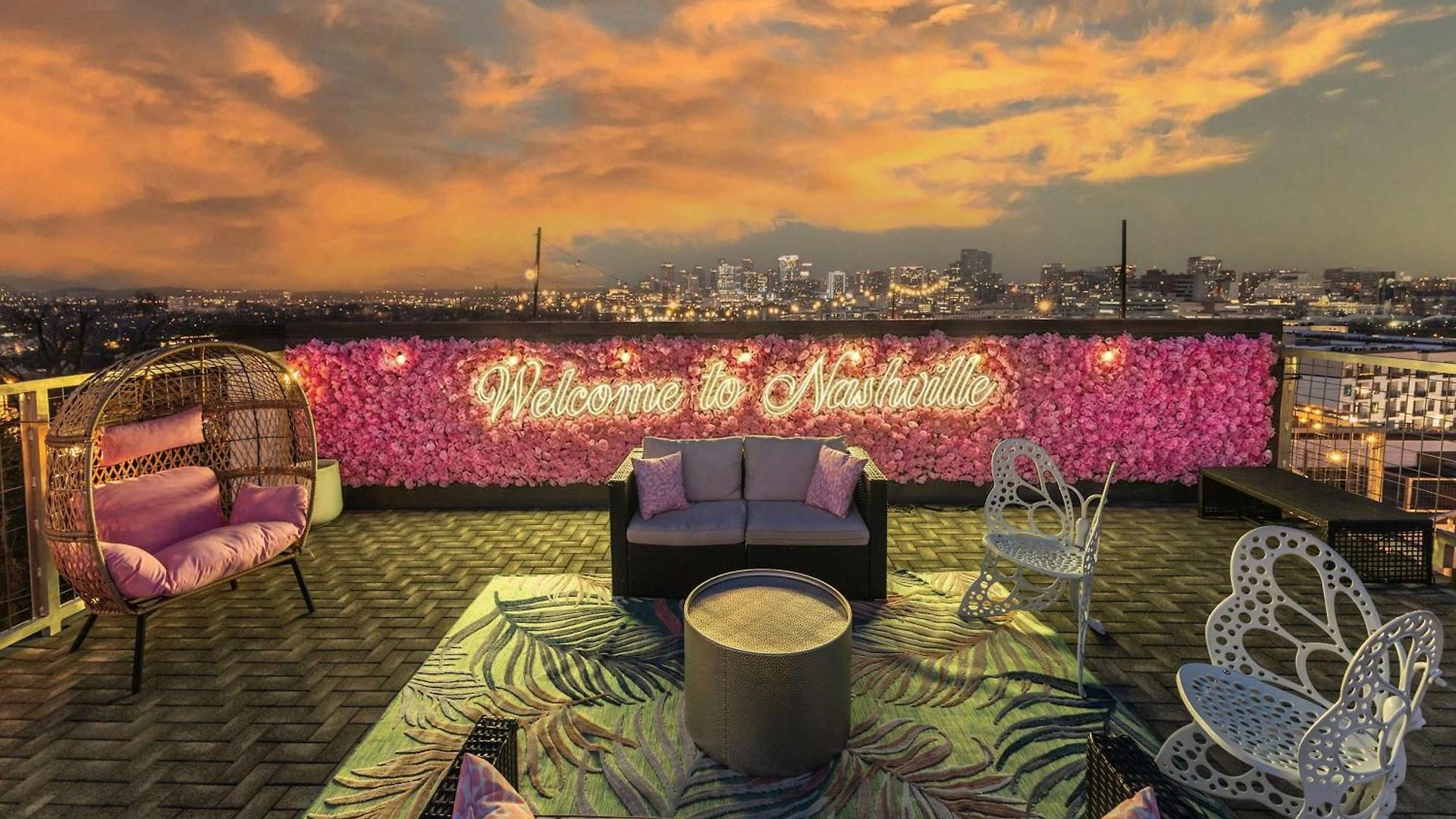 Holiday home Luxury Retreat: Rooftop Hot Tub Double Deck & Game Nashville