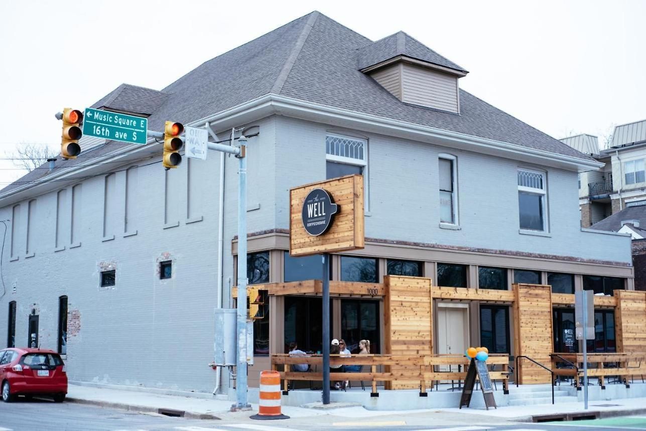 Twin Belmont Homes W 8 King 4 Living Sleep Up To 24 Guests Walk To Belmont & Vanderbilt Near Music Row The Gulch & 12 South 2 Miles To Broadway Smart Tvs Parking 24 Hr Hospitality Holiday home *