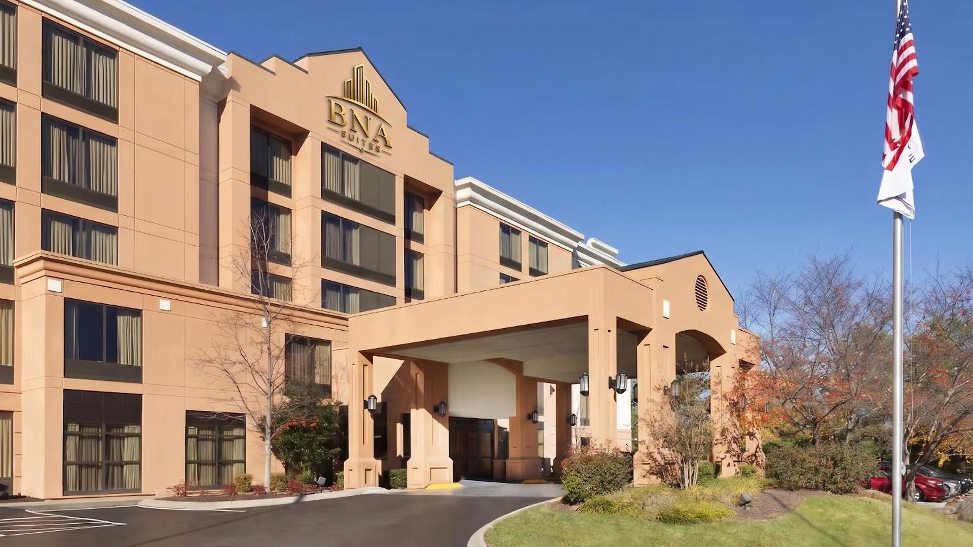 Bna Suites 3*