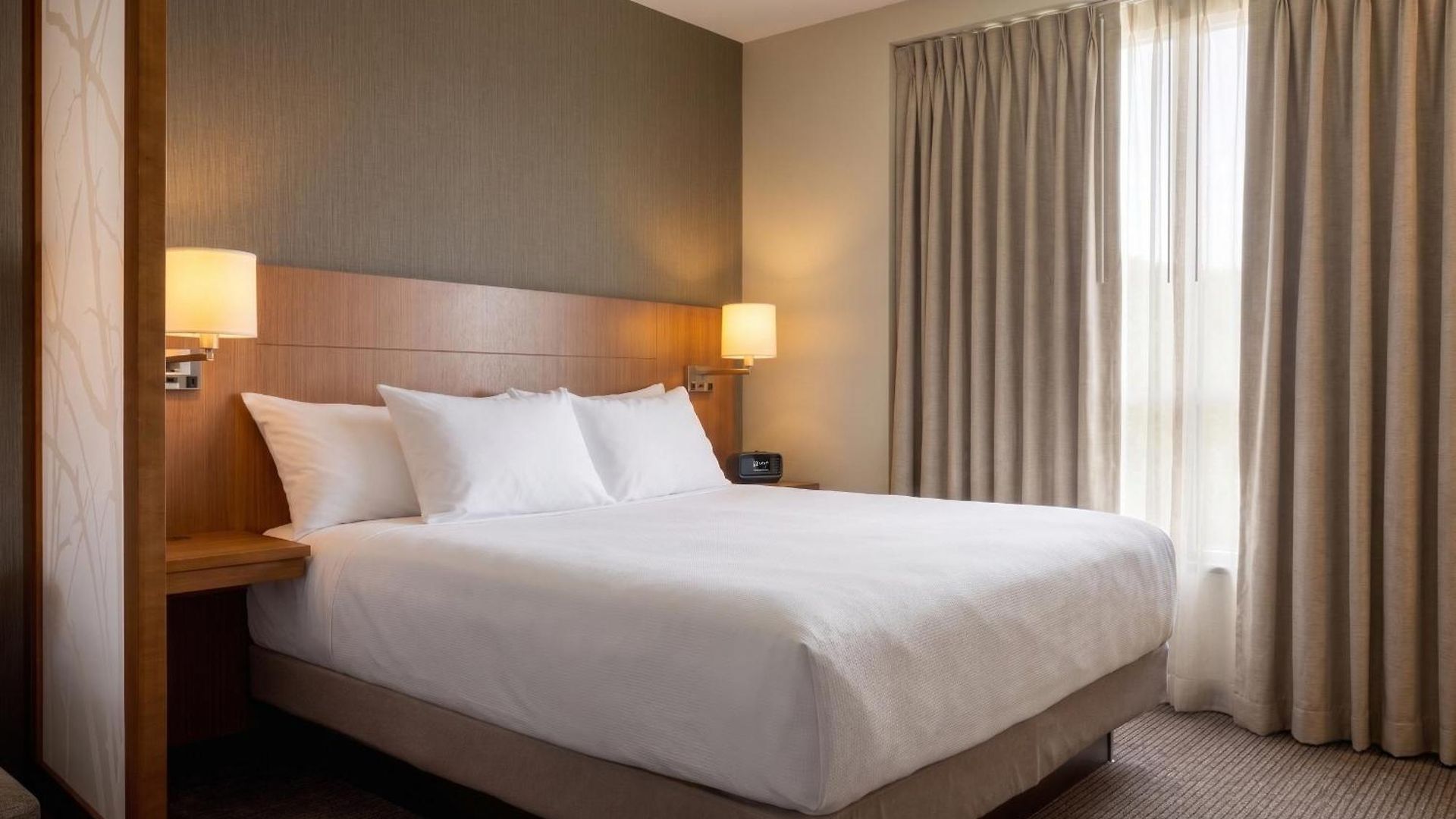 Hotel Bna Suites