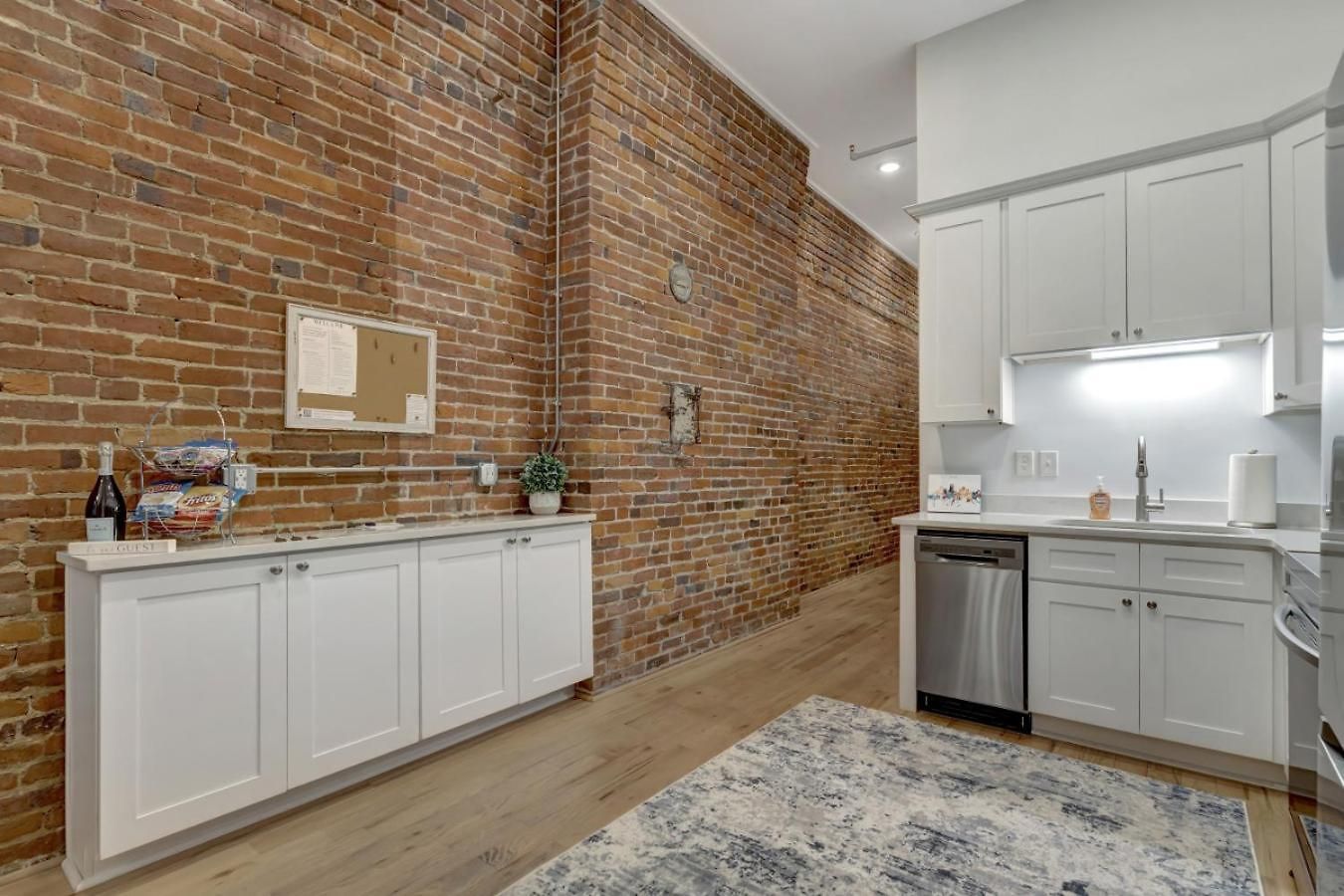 The Majestic Lofts *