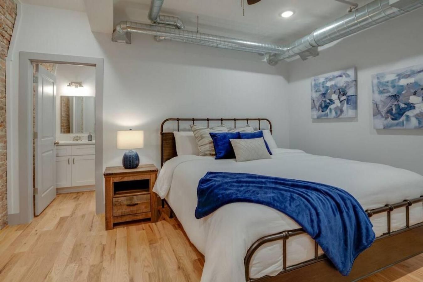 The Majestic Lofts Apartment *