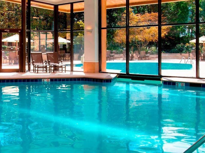 Hotel Sonesta Airport 4*