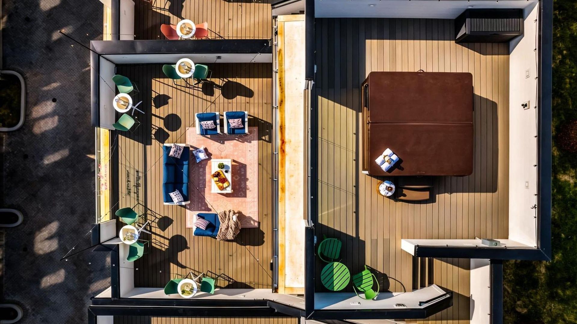New Nash Eras - 15 Beds - Hot Tub On Rooftop Deck