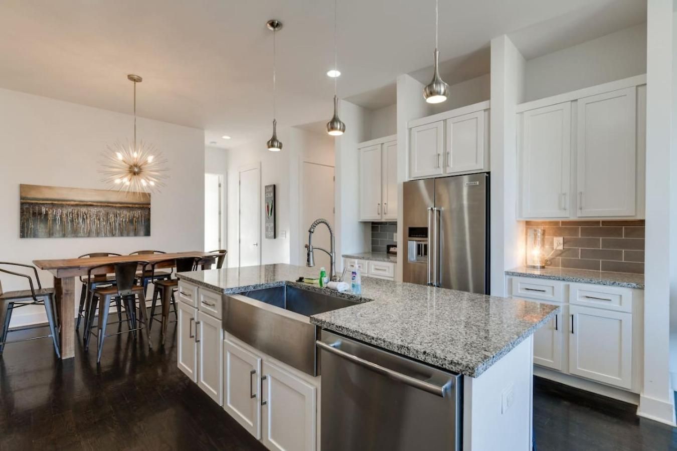 Holiday home Edgehill Hq Luxury 3 Kings 2 Car Garage Nashville