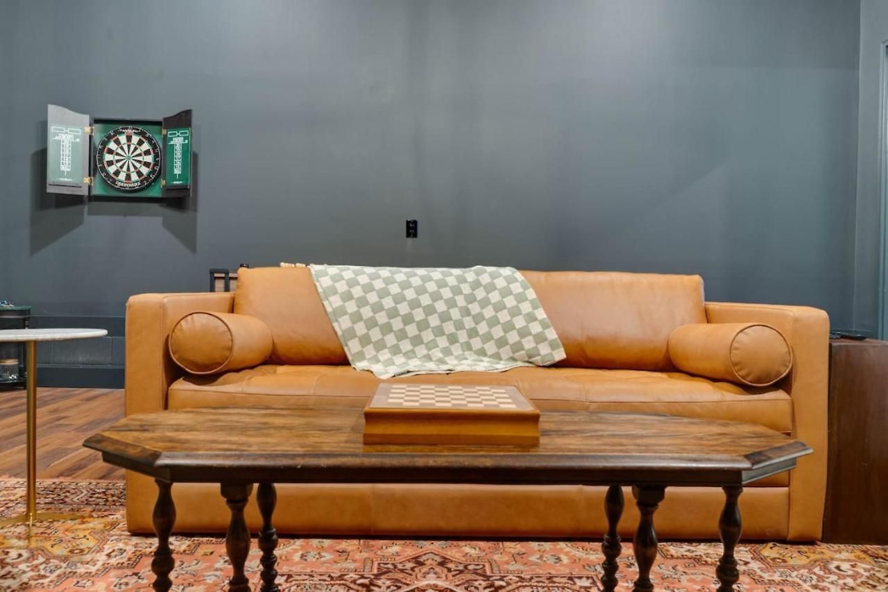 Holiday home Luxury Townhome! Rooftop-game Room! Near Broadway! Nashville