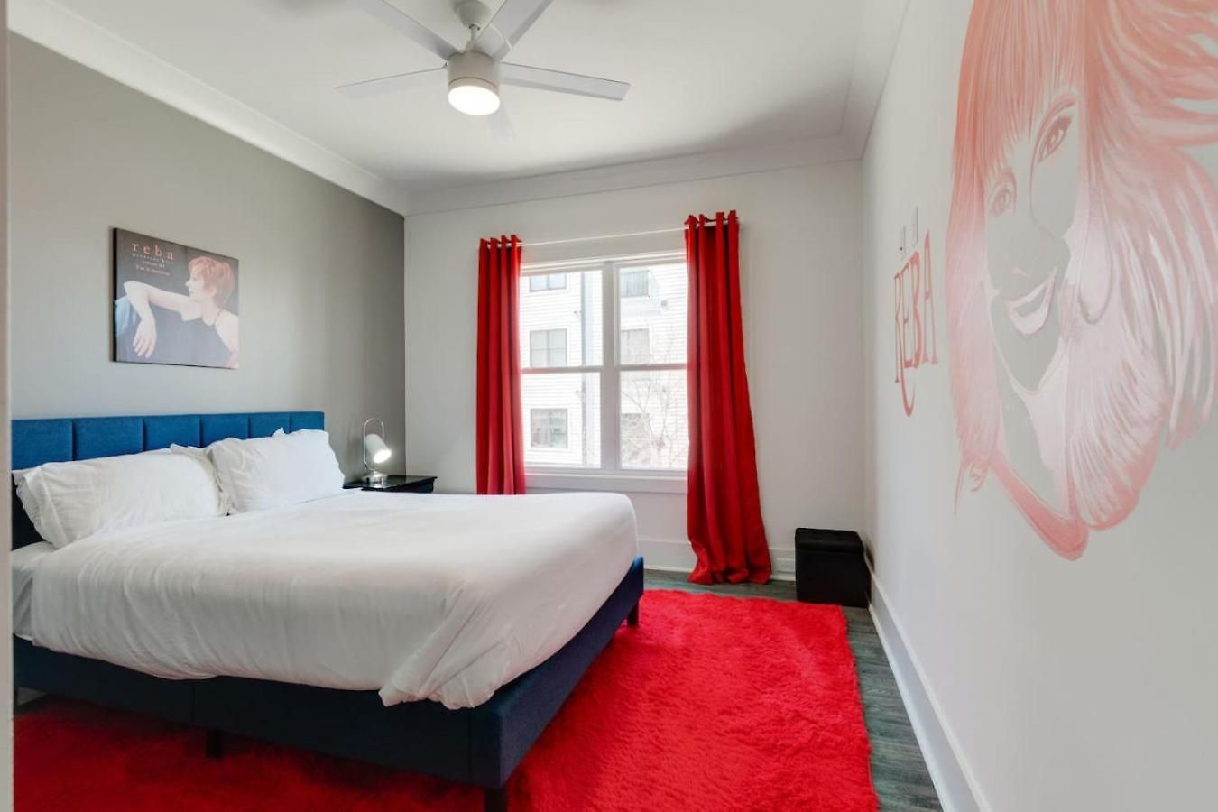 Mural The Gulch Townhome Near Broadway | Sleeps 12 * Nashville