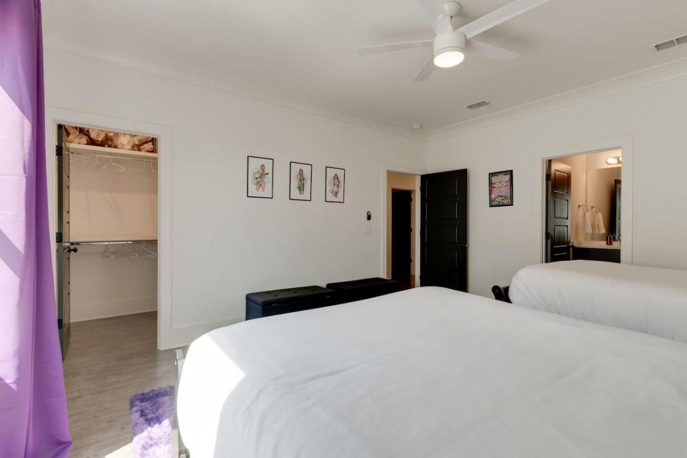 Mural The Gulch Townhome Near Broadway | Sleeps 12 Holiday home *