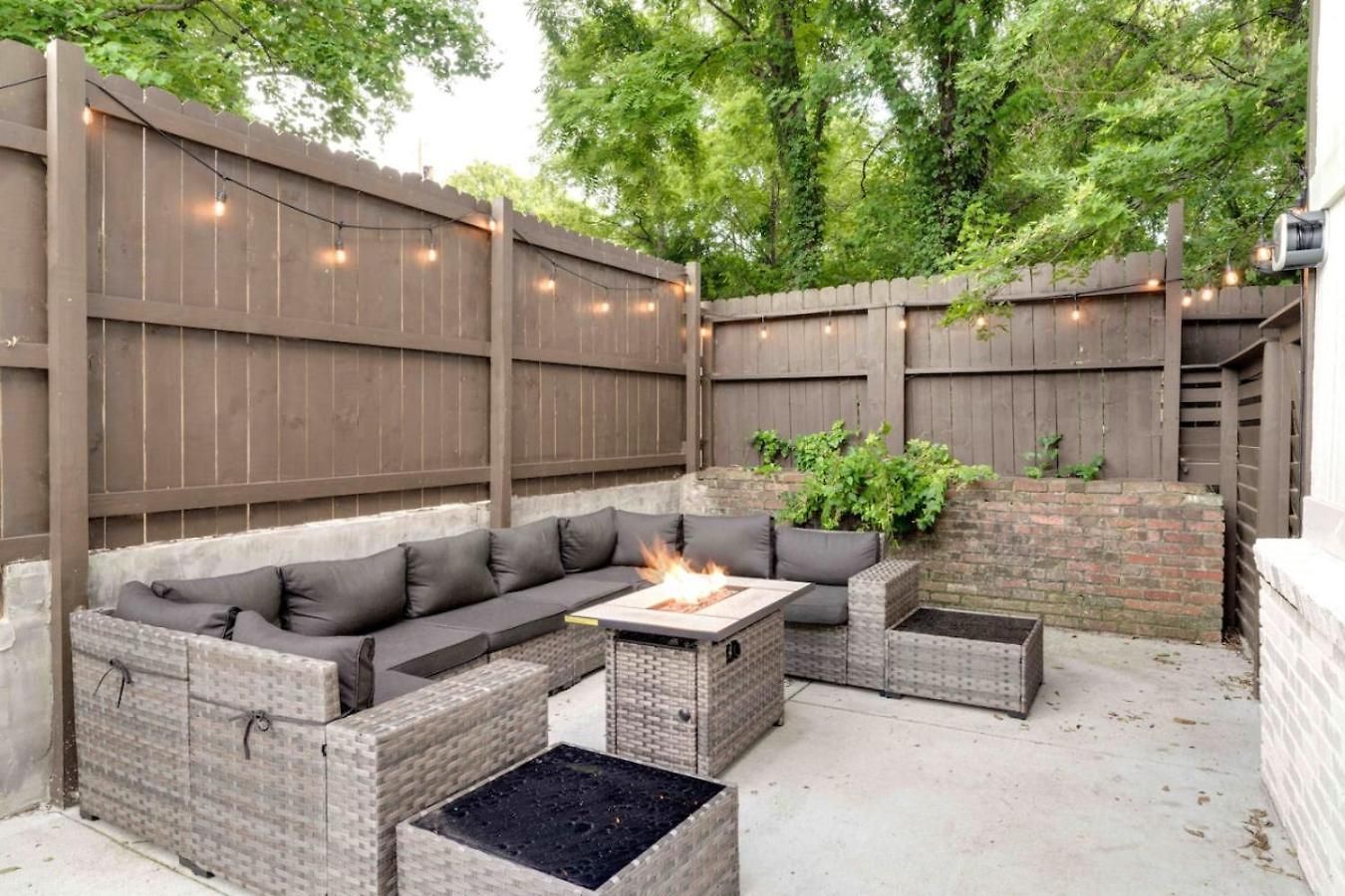 East One Level With Big Yard Holiday home *