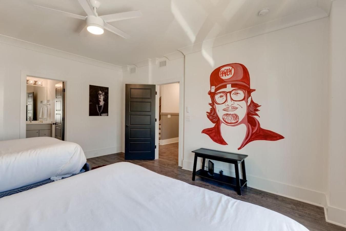 Holiday home Mural The Gulch Townhome Near Broadway | Sleeps 12 Nashville