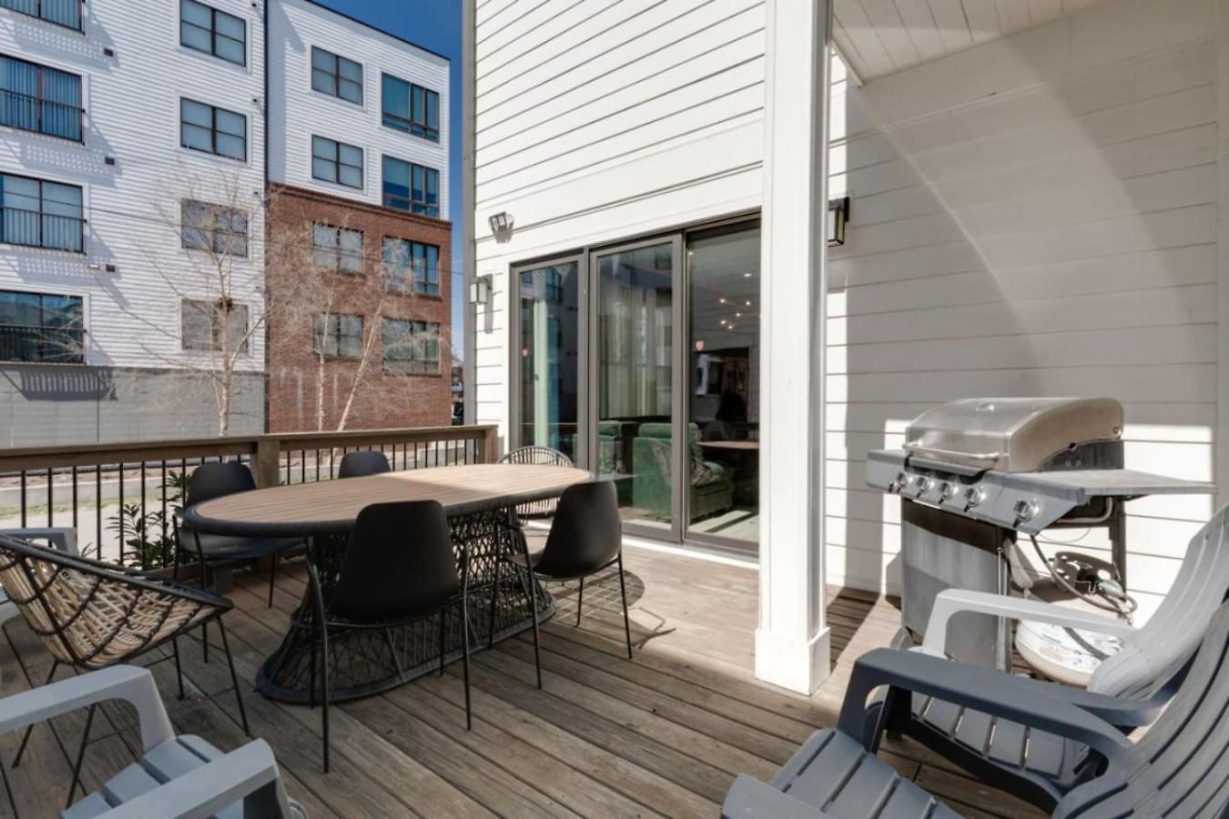 Mural The Gulch Townhome Near Broadway | Sleeps 12 * Nashville
