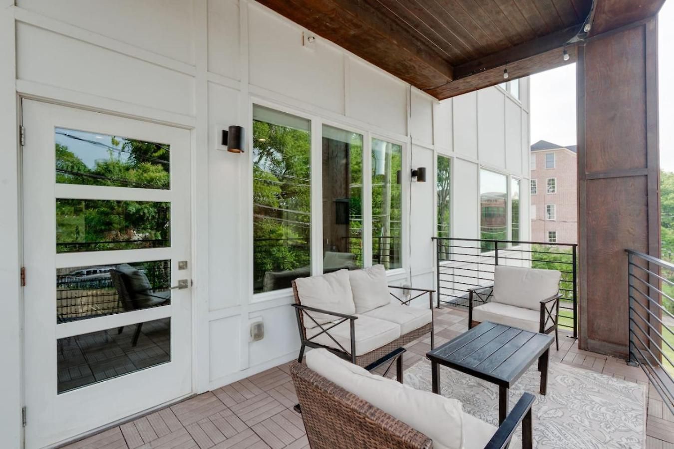 Prime West End 2br W, Sauna And Balcony Near Vandy! Apartment *