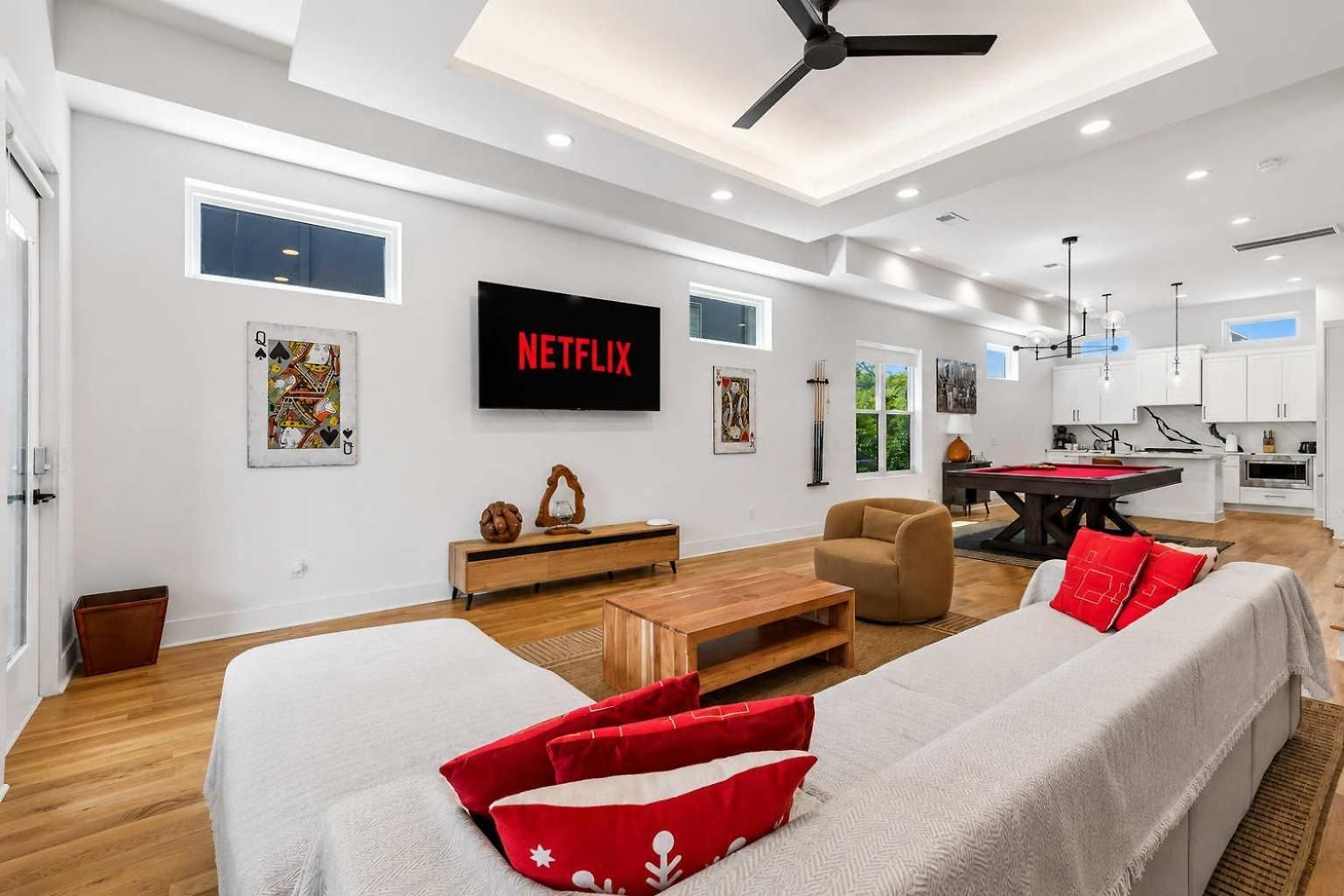 Holiday home Stylish Multi-level Retreat Rooftop & Pool Table Nashville