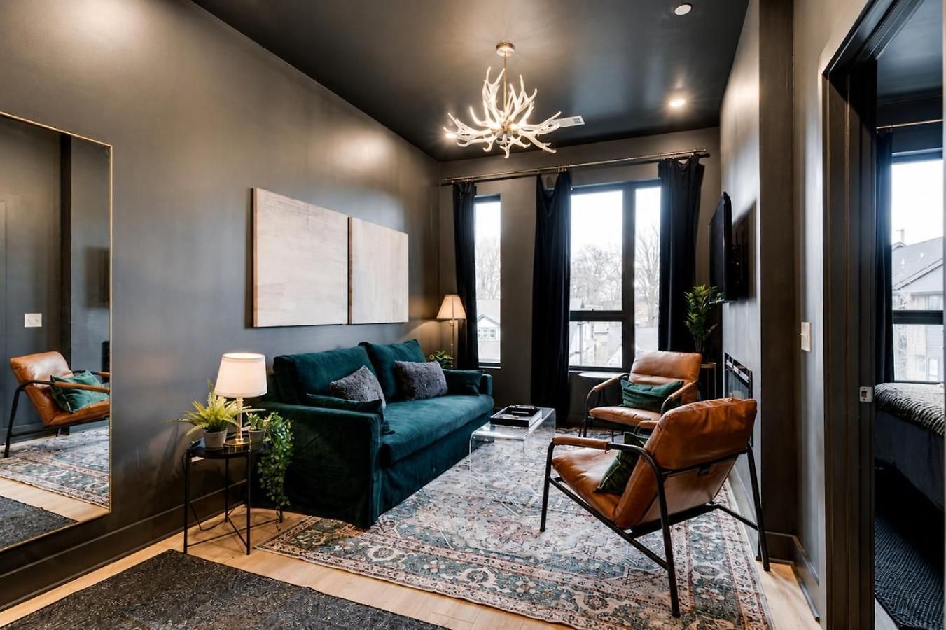 East Nash Top-floor 1br | Rooftop Deck | Sleeps 6 * Nashville
