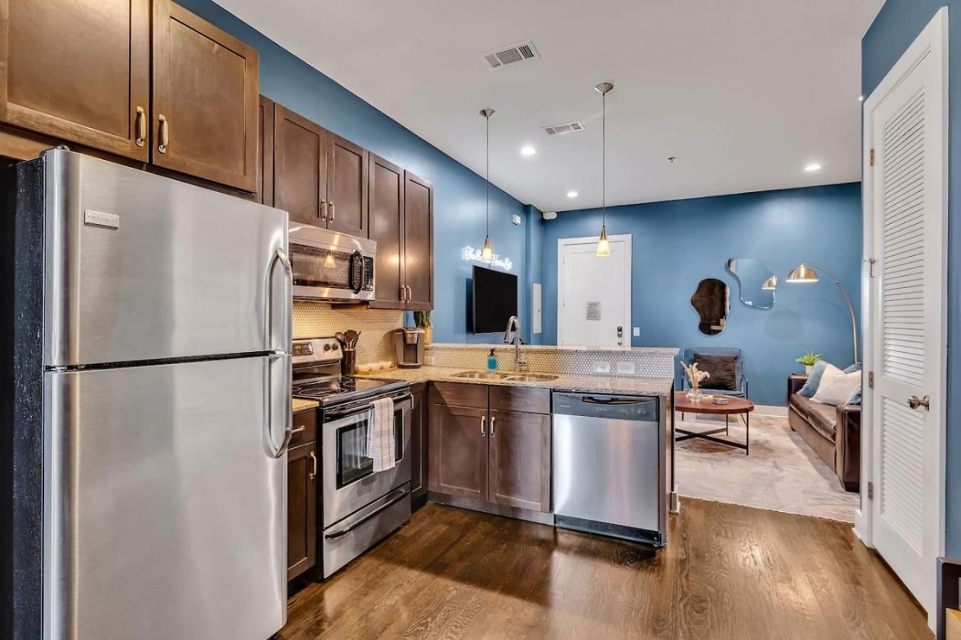 The Barrelhouse Loft In West End Near Vandy And Centennial * Nashville