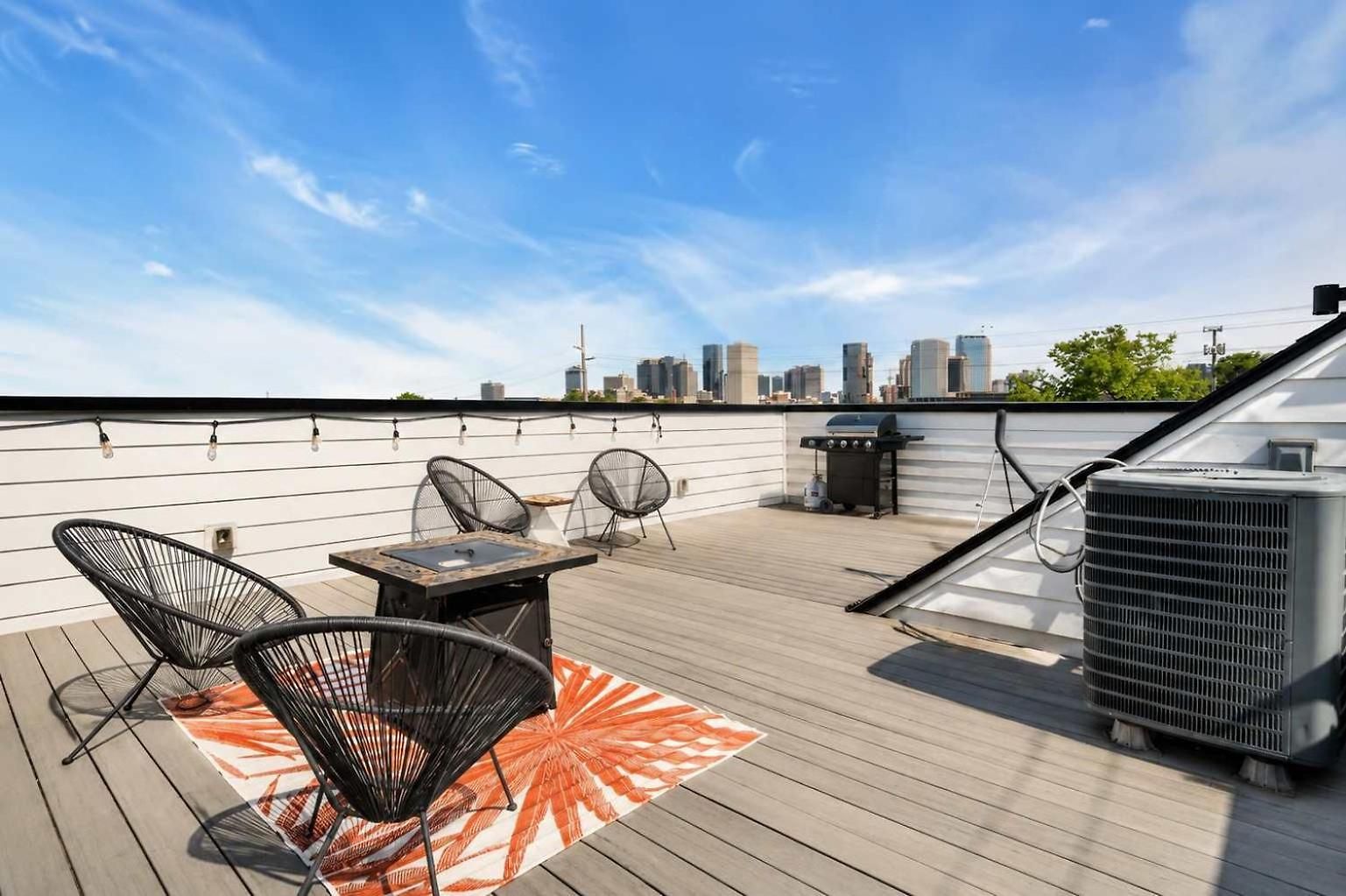 Cozy Gulch Escape Skyline Views *