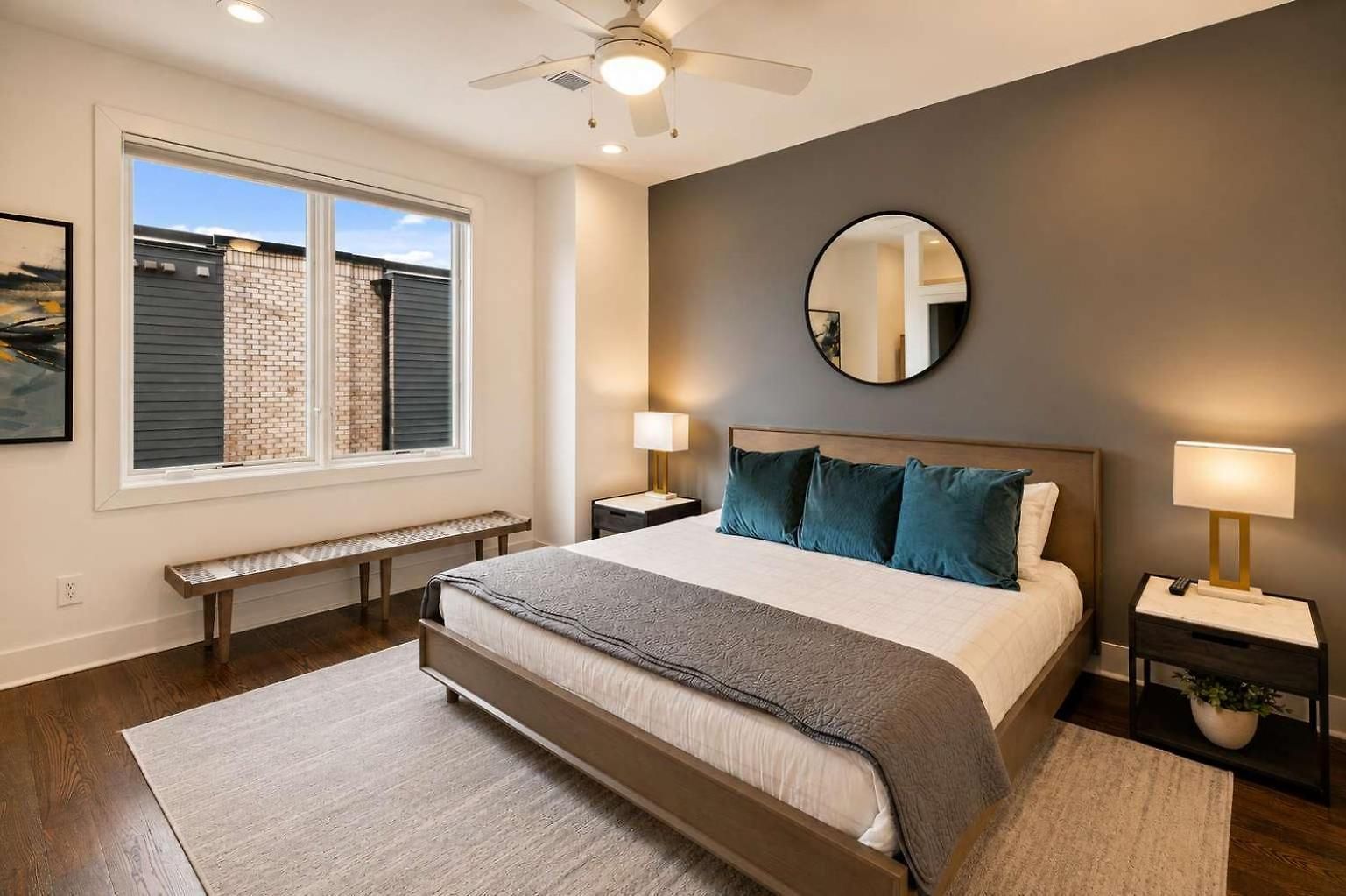 Modern West End Oasis Rooftop Views Nashville