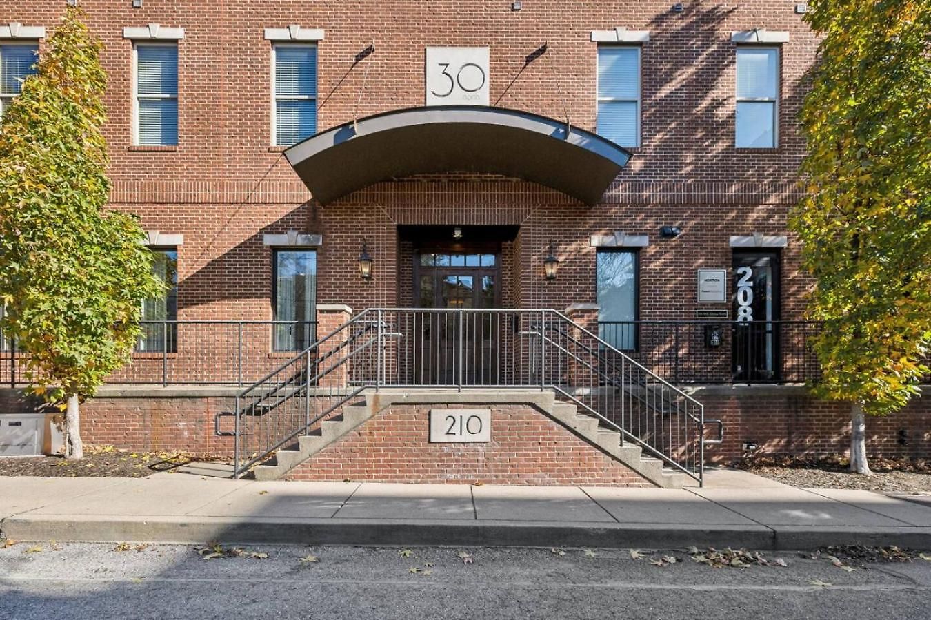 Legends Loft Modern Near Vandy On West End Holiday home Nashville